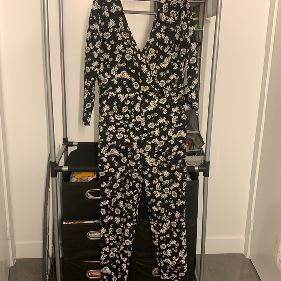 Topshop fun summer jumpsuit, slim fit at waist with open back - Picture 1 of 5